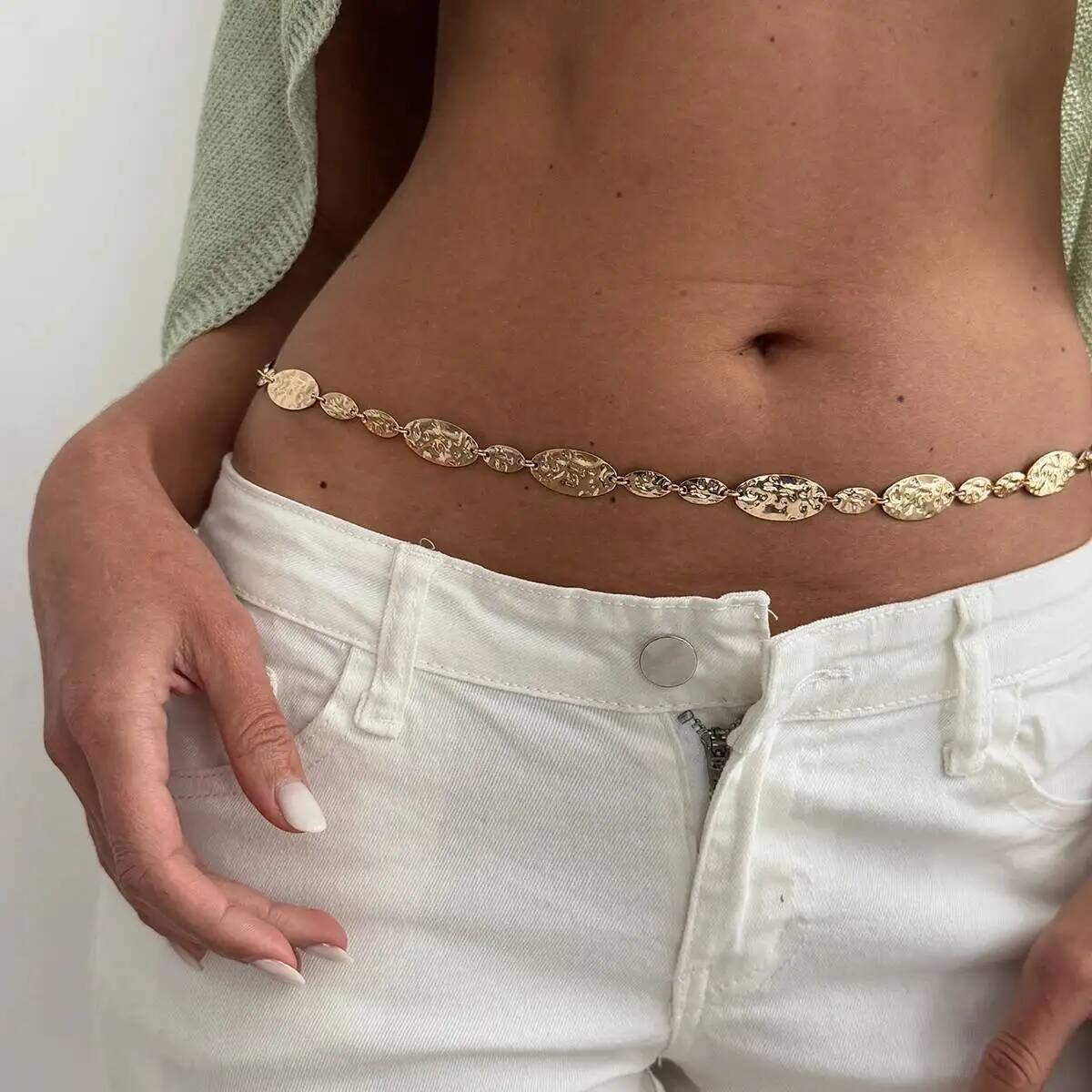 Vintage Fashion Trends 2026 - IngeSight.Z Basit Vintage Katlama Metal Bel