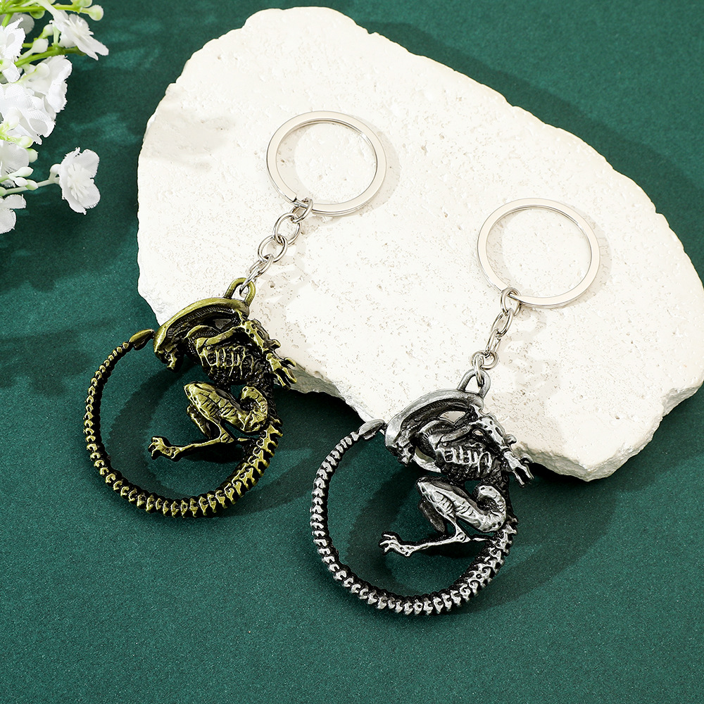 Vintage Fashion Queen - Avp Alien V Predator Covenant Anahtarlıklar