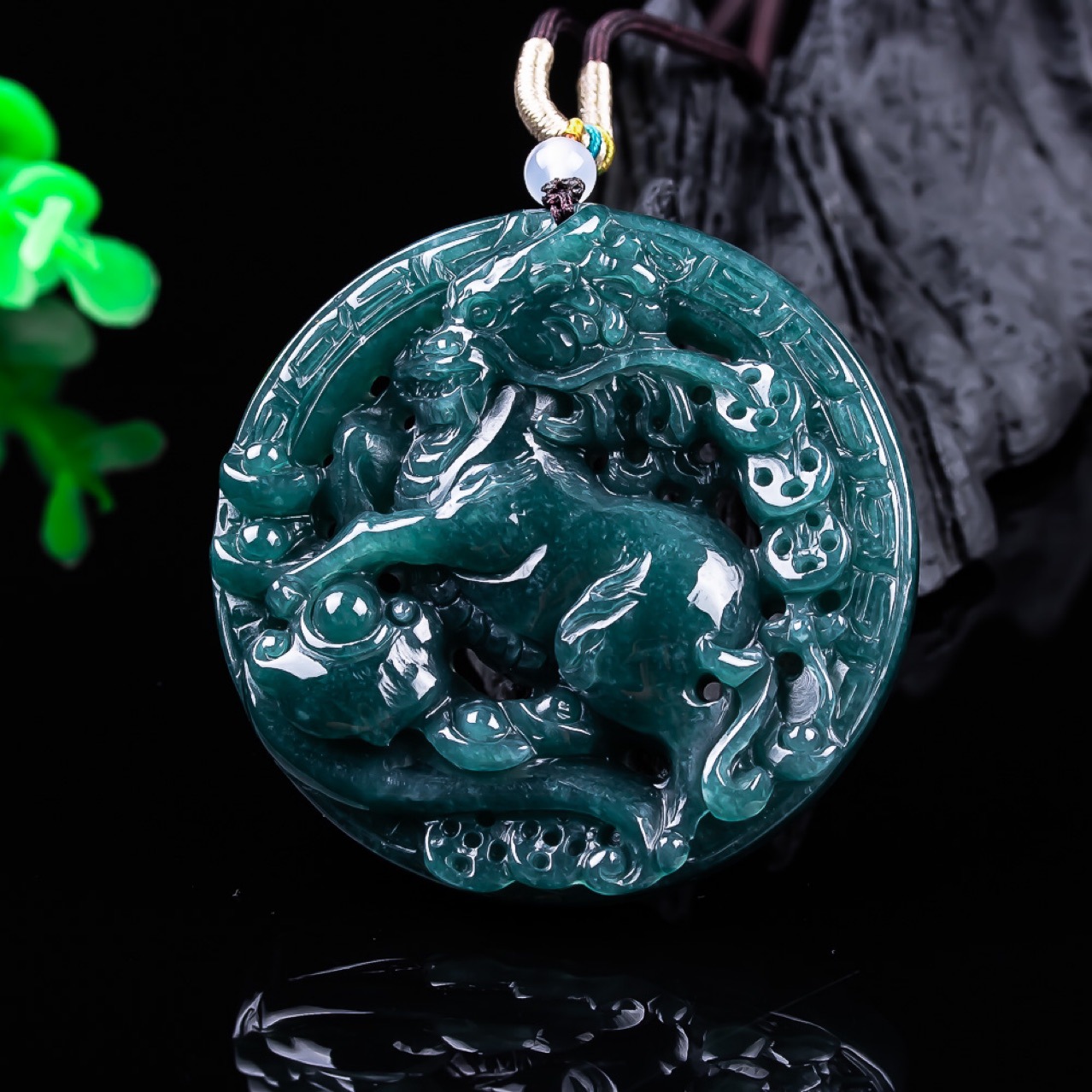 Birmanya Jadeite Ejderha Kolye - Vintage Fashion Luxury incelemesi ve fiyatı
